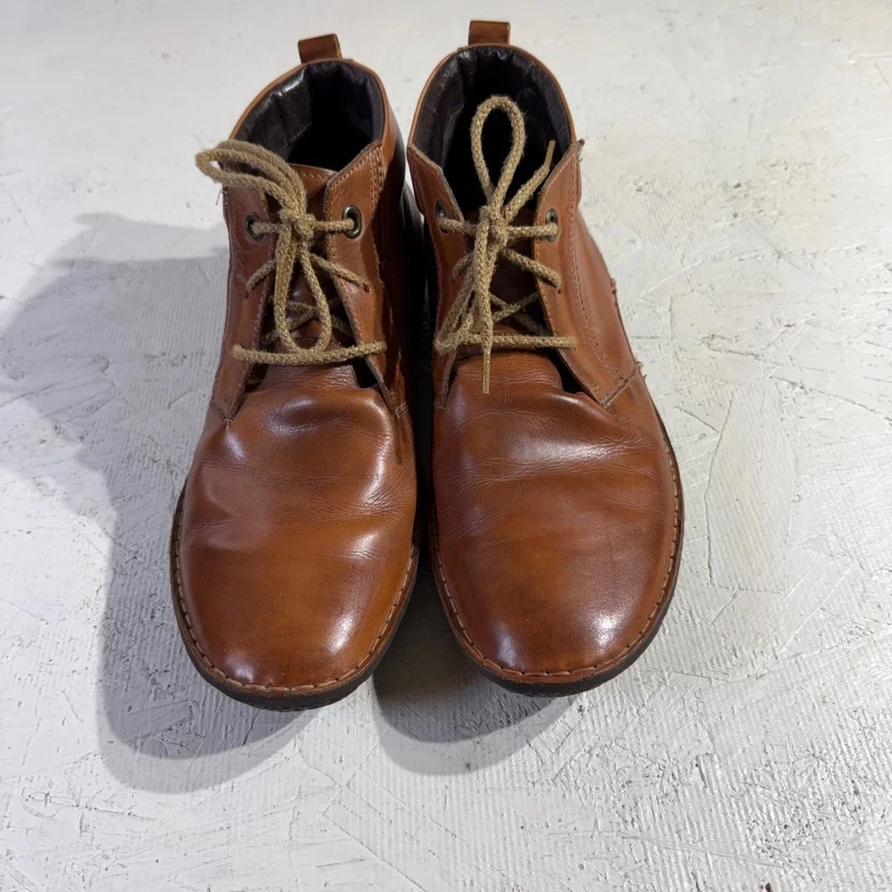 Pikolinos Leather Chukka Boots Mens 10 Brown Hand Stitched Lug Sole